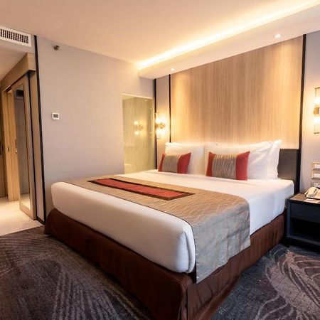 Grace Hotel Бангкок Екстер'єр фото