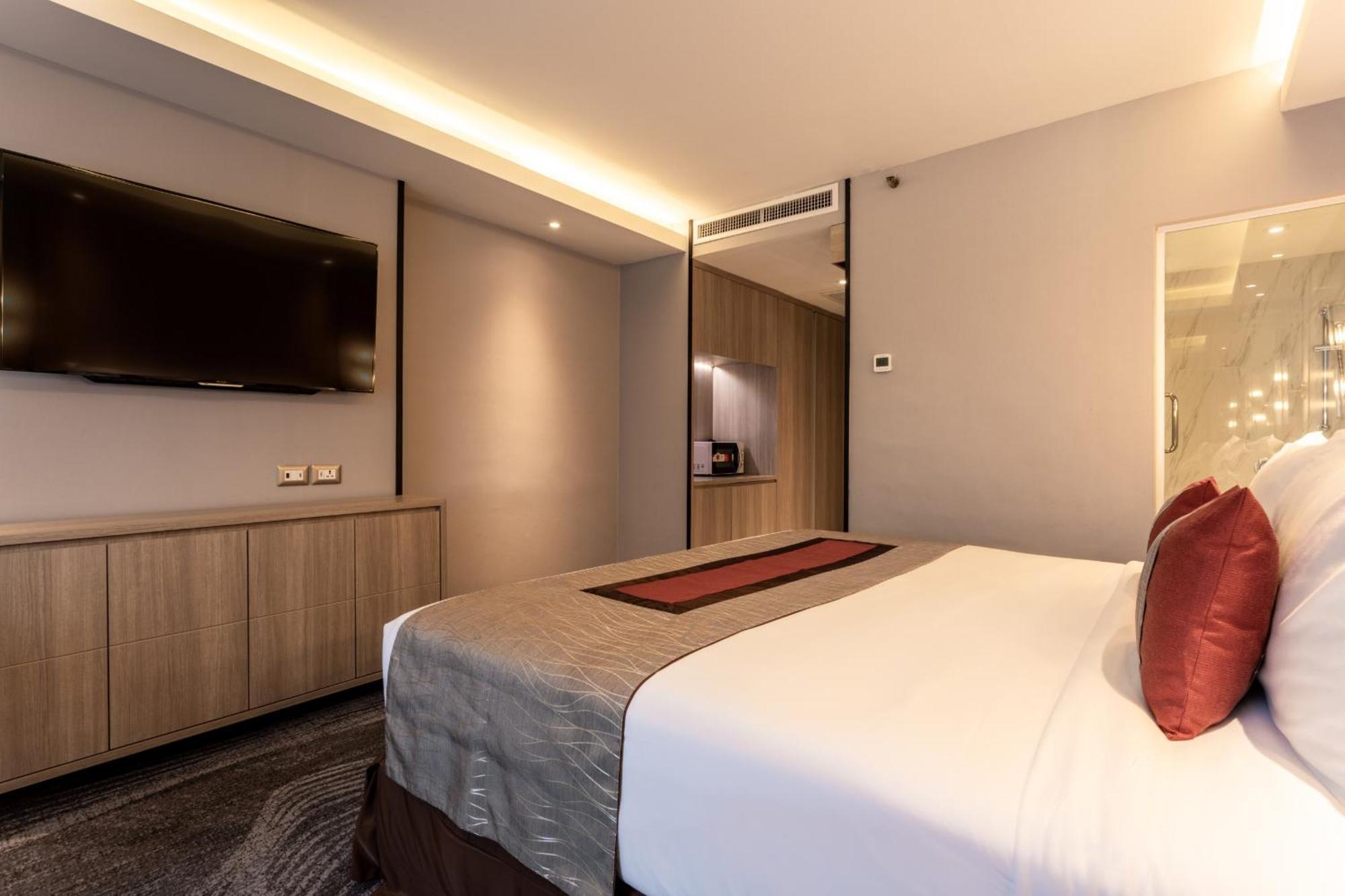 Grace Hotel Бангкок Екстер'єр фото